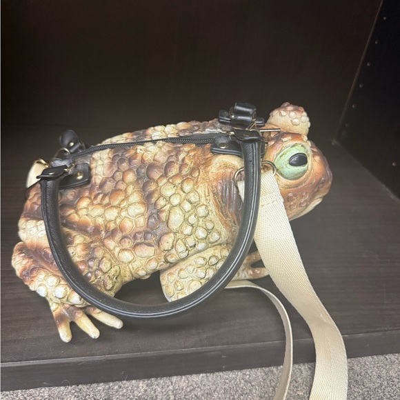 Windy willow latex toad frog purse - Picture 3 of 8